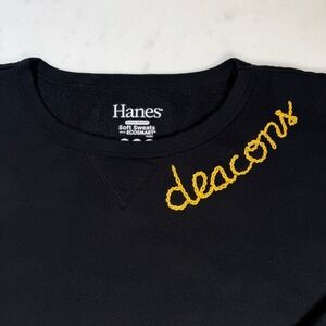 Wake Forest Demon Deacons Custom Embroidered Sweatshirt Womens Large Pullover